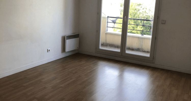 Vue n°1 Appartement 2 pièces T2 F2 à louer - Drancy (93700)