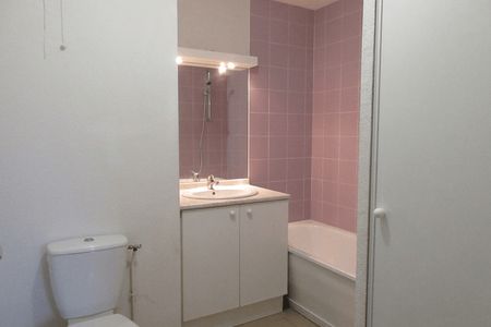 Vue n°2 Appartement 2 pièces T2 F2 à louer - Oloron Sainte Marie (64400)