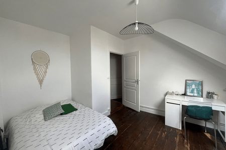 Vue n°2 Appartement 4 pièces T4 F4 à louer - Nantes (44000)