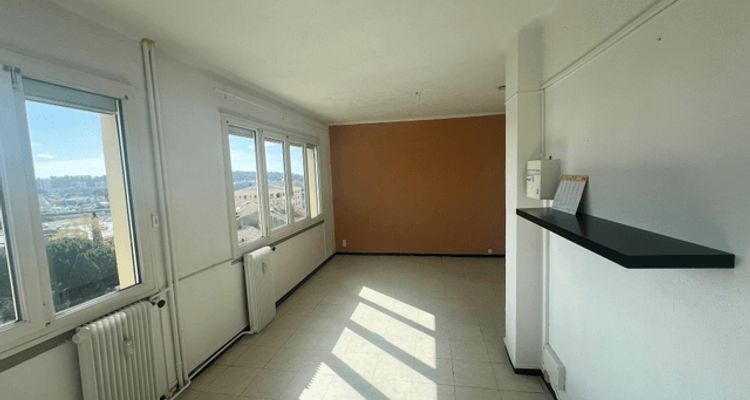 appartement 1 pièce à louer TOULON 83000 24.6 m²