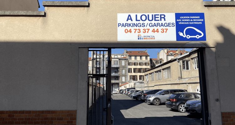 Vue n°1 Parking à louer - Clermont Ferrand (63000)