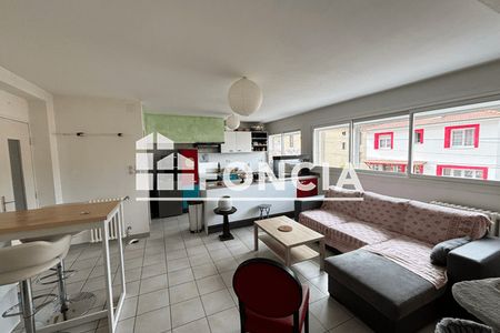 Vue n°2 Appartement 4 pièces T4 F4 à vendre - Lourdes (65100)