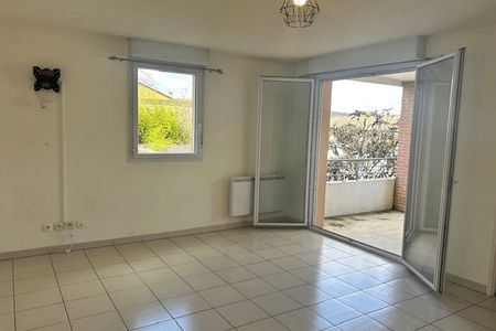 Vue n°3 Appartement 3 pièces T3 F3 à louer - Cahors (46000)