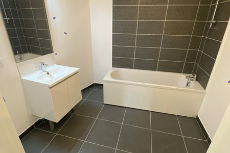 Vue n°2 Appartement 3 pièces T3 F3 à louer - Dammarie-les-lys (77190)