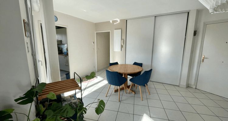 Vue n°1 Appartement 3 pièces T3 F3 à louer - Villeubanne (69100)