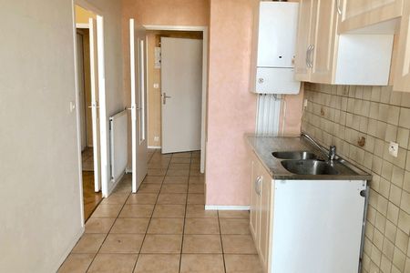 Vue n°3 Appartement 4 pièces T4 F4 à louer - Lorient (56100)