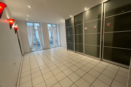 Vue n°3 Appartement 3 pièces T3 F3 à louer - Grenoble (38000)