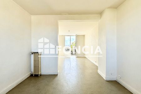 appartement 4 pièces à vendre CHOLET 49300 66.69 m²