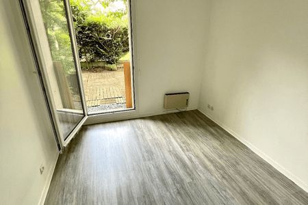 Vue n°3 Appartement 2 pièces T2 F2 à louer - Montesson (78360)