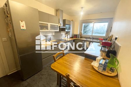 Appartement a vendre  - 5 pièce(s) - 142.7 m2 - Surfyn