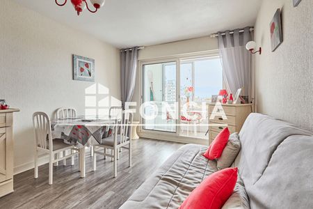 Vue n°2 Appartement 2 pièces T2 F2 à vendre - Courseulles-sur-mer (14470)