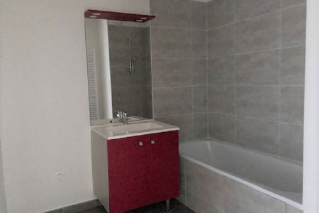 Vue n°3 Appartement 3 pièces T3 F3 à louer - Toulouse 2ᵉ (31200)