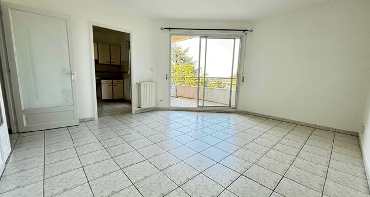 Vue n°1 Appartement 2 pièces T2 F2 à louer - Saint-jean (31240)