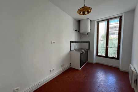 appartement 2 pièces à louer CAVAILLON 84300 42 m²
