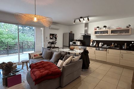 appartement 2 pièces à louer ORANGE 84100 50 m²