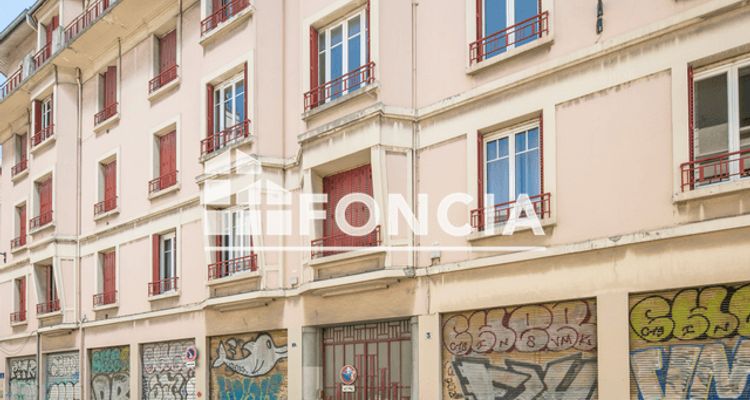 Vue n°1 Appartement 2 pièces à vendre - Grenoble (38000) 164 000 €