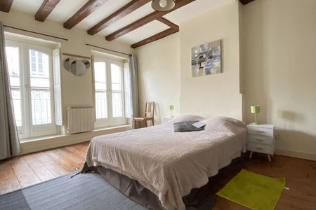appartement-meuble 2 pièces à louer ROCHEFORT 17300 39.2 m²