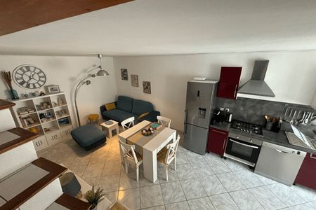 Vue n°2 Appartement meublé 3 pièces T3 F3 à louer - Bourg-saint-andeol (07700)