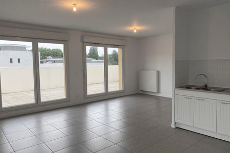 Vue n°2 Appartement 3 pièces T3 F3 à louer - Bayonne (64100)