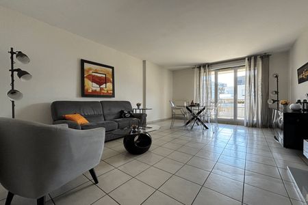 appartement-meuble 3 pièces à louer LYON 7ᵉ 69007