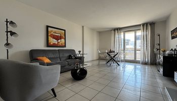 appartement-meuble 3 pièces à louer LYON 7ᵉ 69007