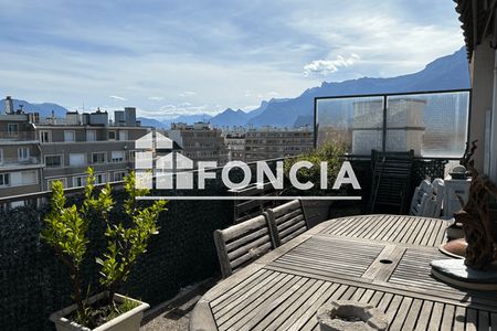 Vue n°3 Appartement 2 pièces T2 F2 à vendre - Grenoble (38000)