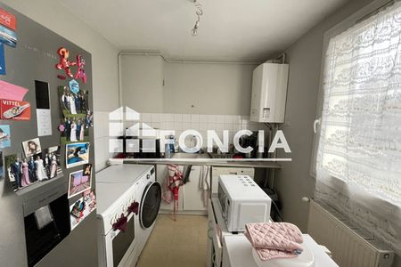 appartement 4 pièces à vendre Bourgoin-Jallieu 38300 62 m²