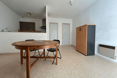 Vue n°2 Appartement meublé 2 pièces T2 F2 à louer - Carcassonne (11000)