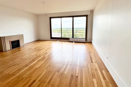 Vue n°2 Appartement 5 pièces T5 F5 à louer - Saint Cloud (92210)