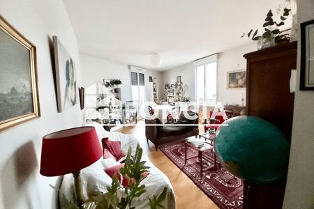 appartement 2 pièces à vendre BORDEAUX 33000 62 m²