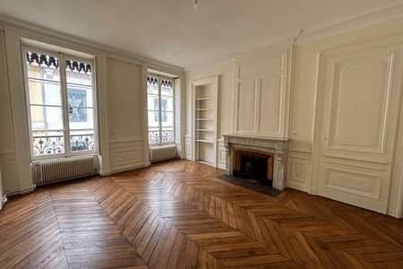 appartement 3 pièces à louer LYON 1ᵉʳ 69001 85 m²