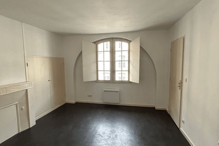 Vue n°3 Appartement 2 pièces T2 F2 à louer - Bordeaux (33000)