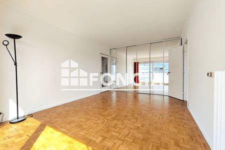 Vue n°2 Appartement 2 pièces T2 F2 à vendre - Marly-le-roi (78160)