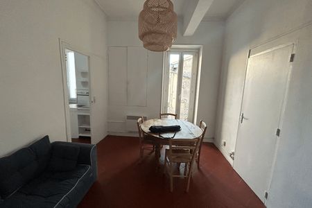 appartement-meuble 1 pièce à louer NIMES 30900