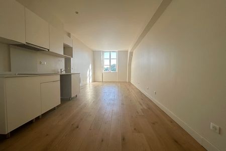 appartement 3 pièces à louer BOUGIVAL 78380 70.9 m²