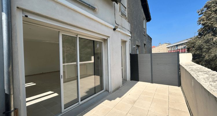 Vue n°1 Appartement 4 pièces T4 F4 à louer - Nimes (30000)