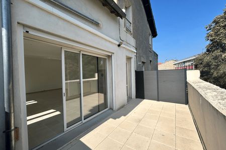 appartement 4 pièces à louer NIMES 30000 124.1 m²