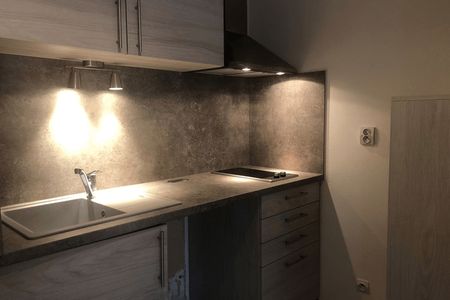 Vue n°3 Appartement 2 pièces T2 F2 à louer - Orleans (45100)