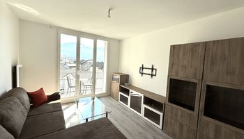 appartement-meuble 3 pièces à louer VOIRON 38500 54.1 m²