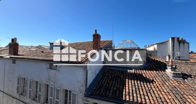 appartement 2 pièces à vendre La Rochelle 17000 51.89 m²