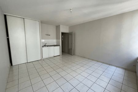 appartement 1 pièce à louer SAINT-ETIENNE 42000 27.2 m²