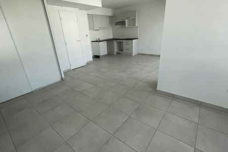 Vue n°2 Appartement 4 pièces T4 F4 à louer - Toulouse 2ᵉ (31200)