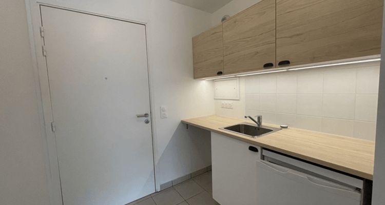 Vue n°1 Studio T1 F1 à louer - Asnieres Sur Seine (92600)