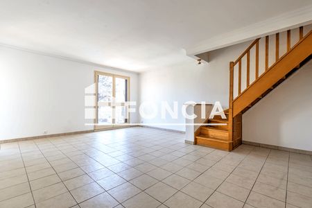 Vue n°3 Appartement 4 pièces à vendre - Saint-cyr-l'ecole (78210) 335 000 €