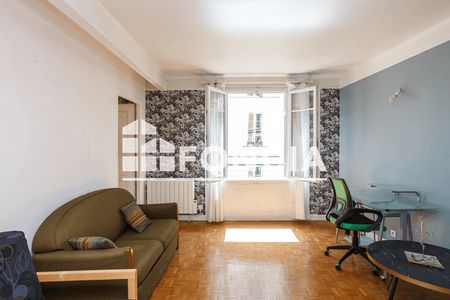 Vue n°2 Appartement 2 pièces à vendre - Paris 18ᵉ (75018) 435 000 €