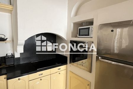 Vue n°3 Appartement 3 pièces T3 F3 à vendre - Avignon (84000)