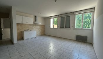 appartement 2 pièces à louer CABANNES 13440 45.9 m²