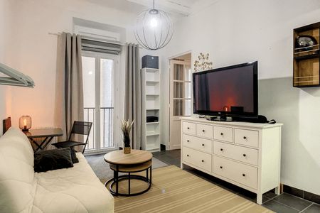 appartement-meuble 2 pièces à louer TOULON 83000 29.8 m²