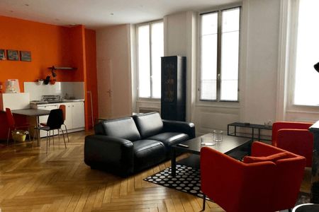 appartement-meuble 2 pièces à louer SAINT-ETIENNE 42000