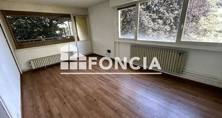 Vue n°1 Appartement 3 pièces T3 F3 à vendre - Ferney-voltaire (01210)